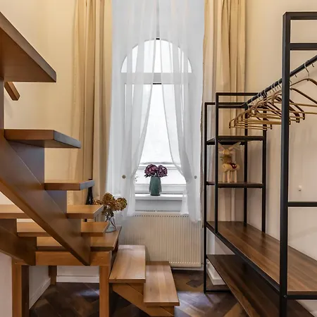 Апартаменты Palace District Luxury