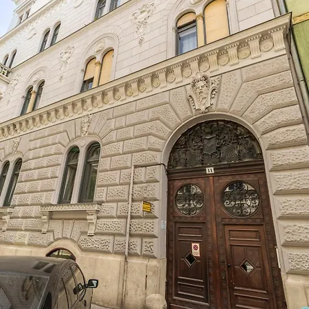 Palace District Luxury